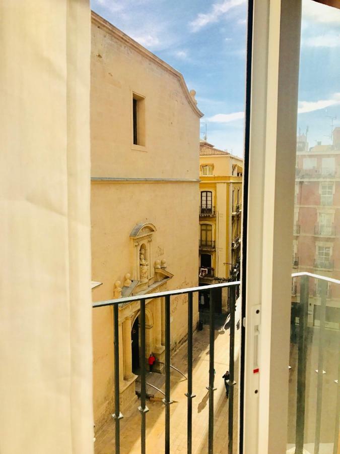 Boutique Apartment By The Sea Alicante Buitenkant foto